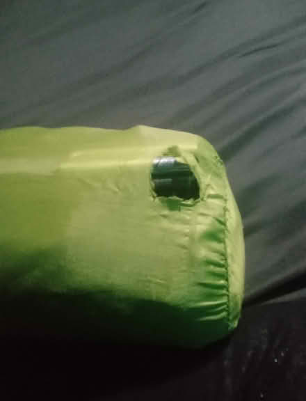 Photo of free 2person pop-up green tent (Osmondthorpe LS9) #3