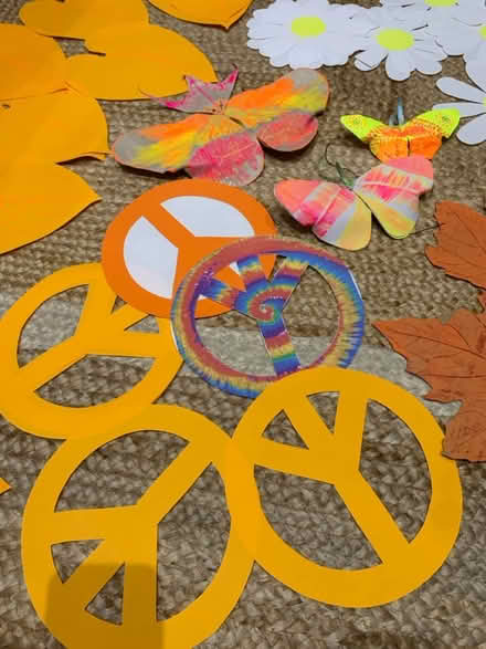 Photo of free Decorations (Blackheath SE3 7DH) #3