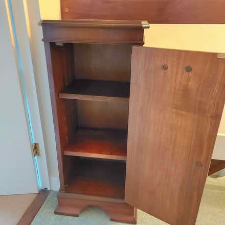 Photo of free an inlaid mahogany bedside cabinet (Fords Farm RG31) #2
