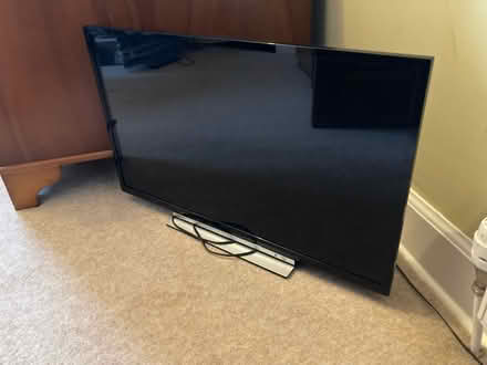 Photo of free Toshiba 32” LCD Colour TV (Joppa, Portobello EH15) #1