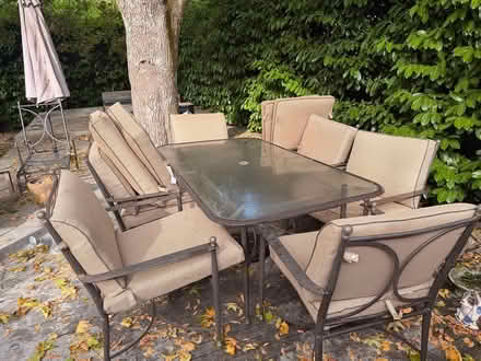 Photo of free Patio Table & Chairs (Cedar Hills) #2