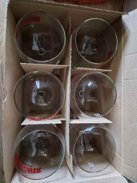 Photo of free Gin glasses x6 (SW16) #1