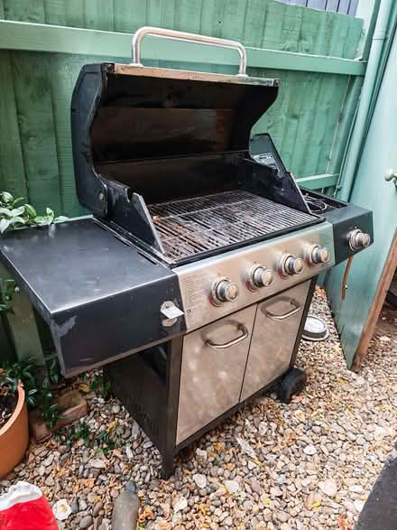 Photo of free Gas barbecue (Upper Walthamstow E17) #3