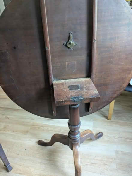 Photo of free Folding round table (Kendal LA9) #4