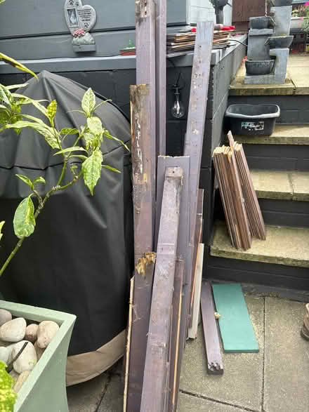 Photo of free wood hanging basket glass unit (Sherwod NG5) #1