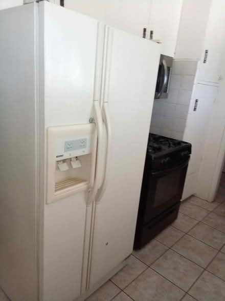 Photo of free Refer and Gas Range Stovetop (Central Glendora) #2