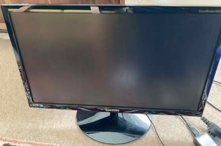 Photo of free Samsung Monitor (22") (Osney OX2) #1