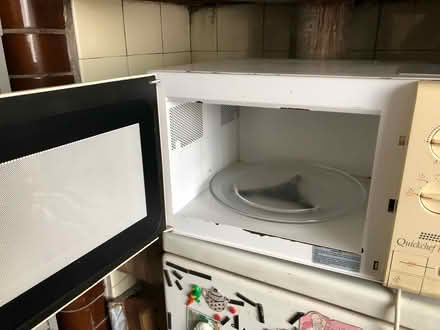 Photo of free Microwave oven (Littleover DE23) #2