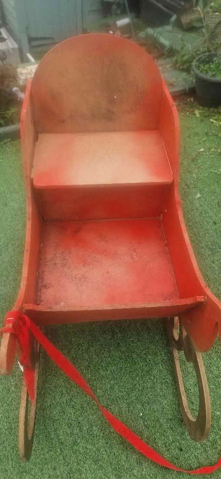 Photo of free Santa sleigh (Birley Edge S6) #2
