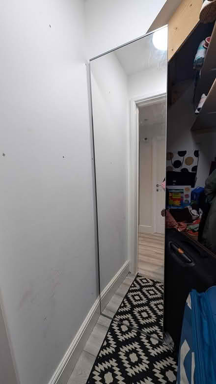 Photo of free IKEA video mirror doors (CV37) #1