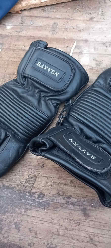 Photo of free Leather motorbike gloves (Plumstead Common SE18) #1
