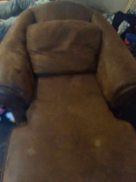 Photo of free Large lounge chair (8119 hwy 7 Havelock Ont) #2