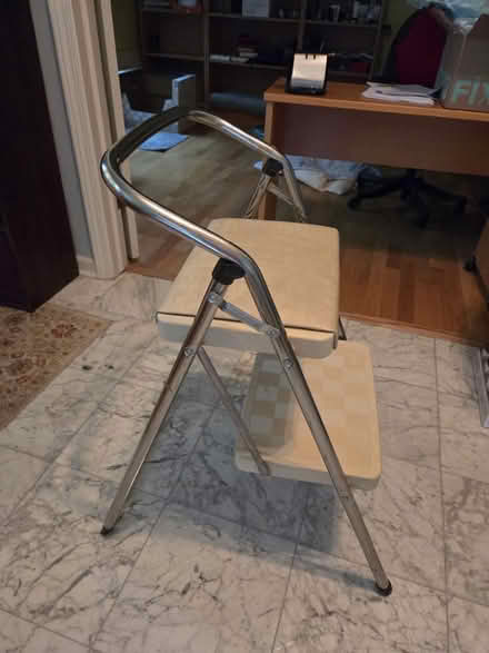Photo of free Folding 1' and 2' step ladder (Glenview near Northbrook) #2