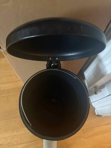 Photo of free Habitat 30L Domed Pedal Bin (Canonbury N1) #3