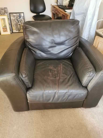 Photo of free Classic brown leather armchair (Royal Leamington Spa CV31) #1