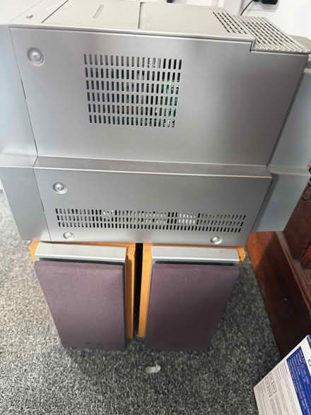 Photo of free Mini hifi (Holway CH8) #2