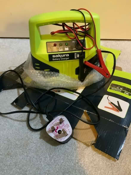 Photo of free 8 amp battery charger (Erith DA8) #1