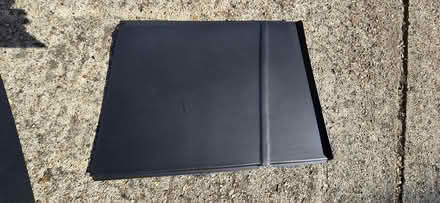Photo of free Land Rover Discovery Rear Screens (Slough SL1) #2