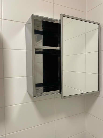 Photo of free Bathroom Cabinet (Hove BN3) #1
