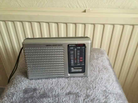 Photo of free Small Radio (Littlemore Elmtree close OX4) #1