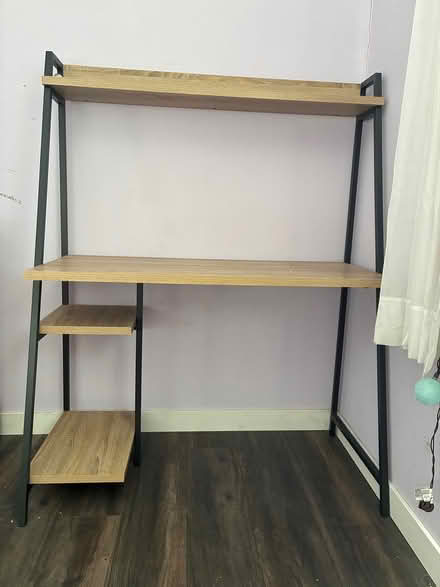 Photo of free Desk (Richardson) #1