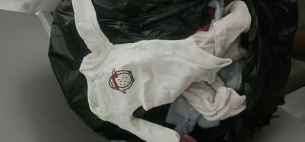 Photo of free Ropa de bebé (4231 N Edmondson Ave) #3