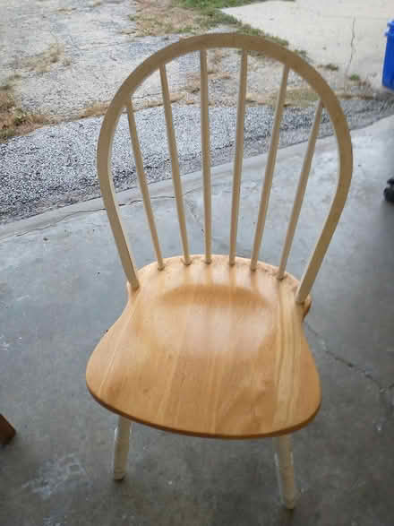 Photo of free white wooden chair (Big Timber & Randall Rd, Elgin) #2