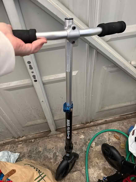 Photo of free BMW scooter missing two screws (Sloane Square SW1X) #2