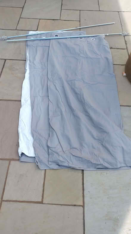 Photo of free Grey curtains with curtain pole 168 x 183 cm (Linlithgow EH49) #1
