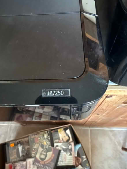 Photo of free 2 canon printers (Home LE10 2UD) #2