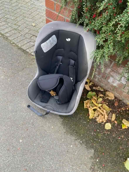 Photo of free Baby/toddler car seat (Rhwibina CF14) #1