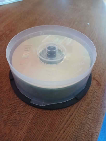 Photo of free CD R recordable Discs (Waterlooville PO7) #2