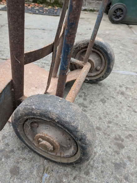 Photo of free sack truck (Ludlow SY8) #3