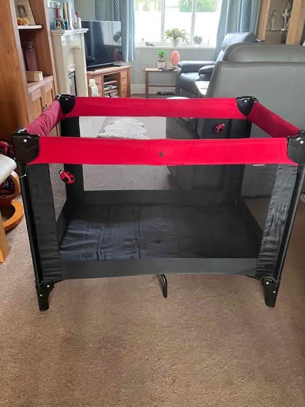 Photo of free Travel cot (CV6) #2