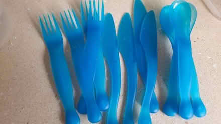 Photo of free Picnic cutlery (Byfleet KT14) #1