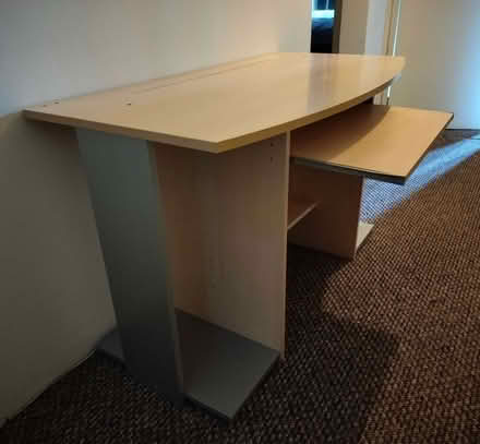 Photo of free Computer desk (Barons Court W14) #3