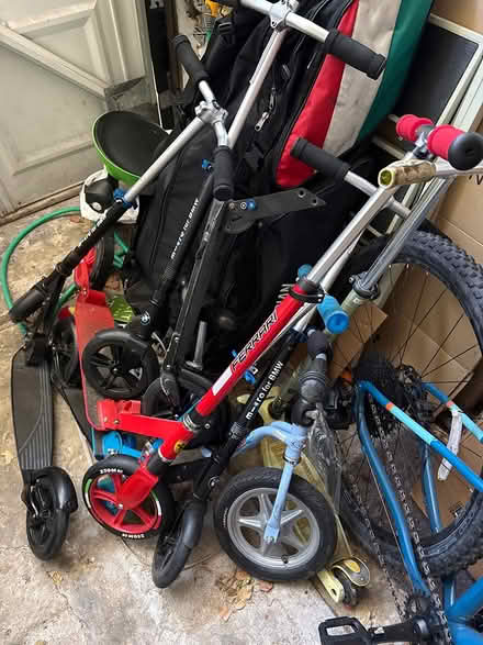 Photo of free Collection of scooters (Sloane Square SW1X) #1