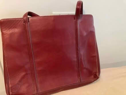Photo of free Purse/portfolio (Tribeca (10013)) #1