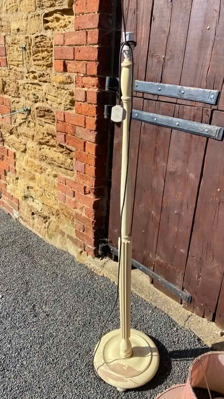 Photo of free Vintage lamp and shade (Moulton NN3) #3