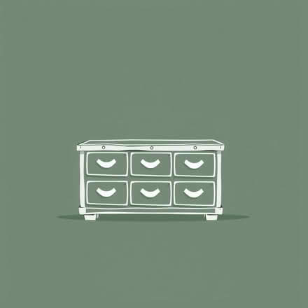 Photo of 5 draw chest (Watling Street A5 LU7) #1