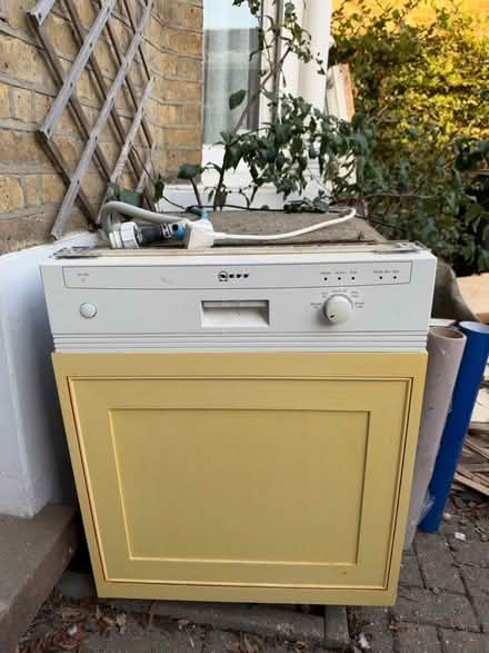 Photo of free Dishwasher (Loughton, IG10) #1