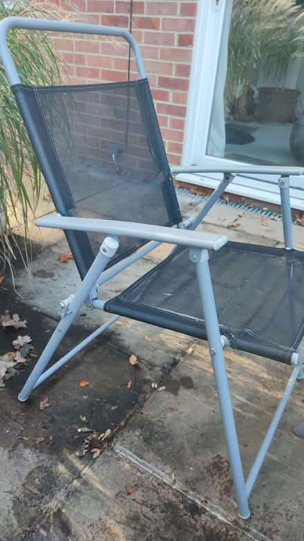 Photo of free Garden furniture (table and four chairs) (Bricknells Meadow OX28) #3