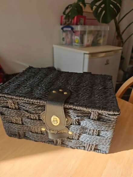 Photo of free Hamper box (Maxton CT17) #3
