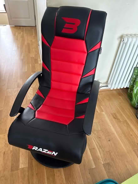 Photo of free Gaming chair (Sloane Square SW1X) #1
