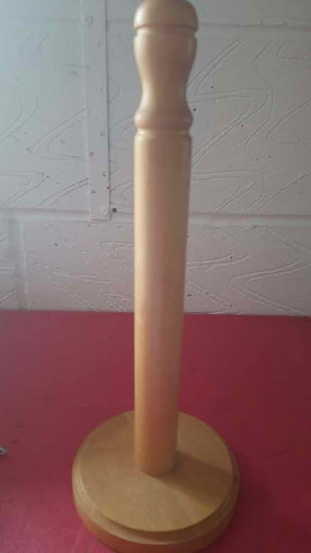 Photo of free Holder for kitchen roll (Byfleet KT14) #1