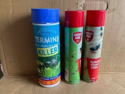 Photo of free Flying insect killer (Worlds End Burgess Hill RH15 0) #1