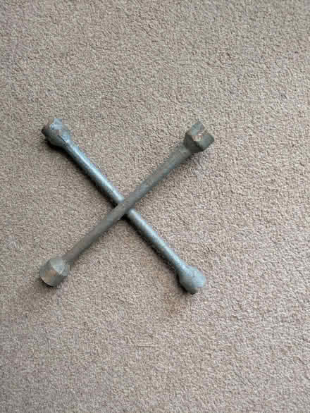 Photo of free Wheel brace (Woodley RG5) #1