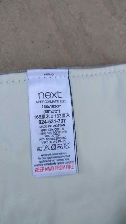 Photo of free Grey curtains with curtain pole 168 x 183 cm (Linlithgow EH49) #3