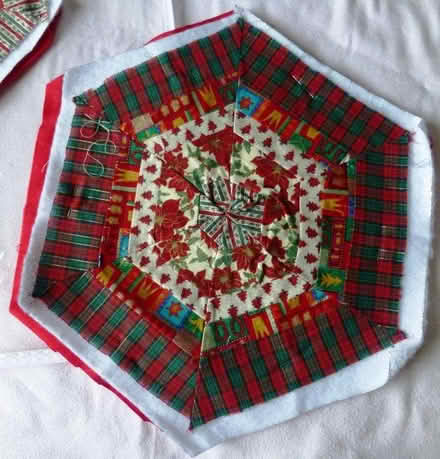 Photo of free Part-completed Patchwork - Christmassy Theme (Littleover DE23) #3