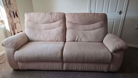 Photo of free Settee (Flanderwell S66) #3